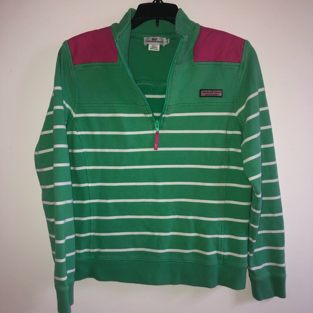 👓VINEYARD VINES PULL OVER